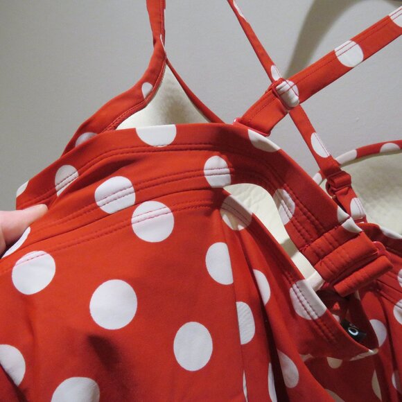 TORRID Red Polka Dot Cleavage Enhancer Tankini Swim Top Retro Pinup - Size 2X - Picture 11 of 13
